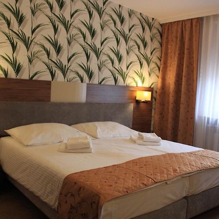 Cumulus Hotel Bedzin Luaran gambar