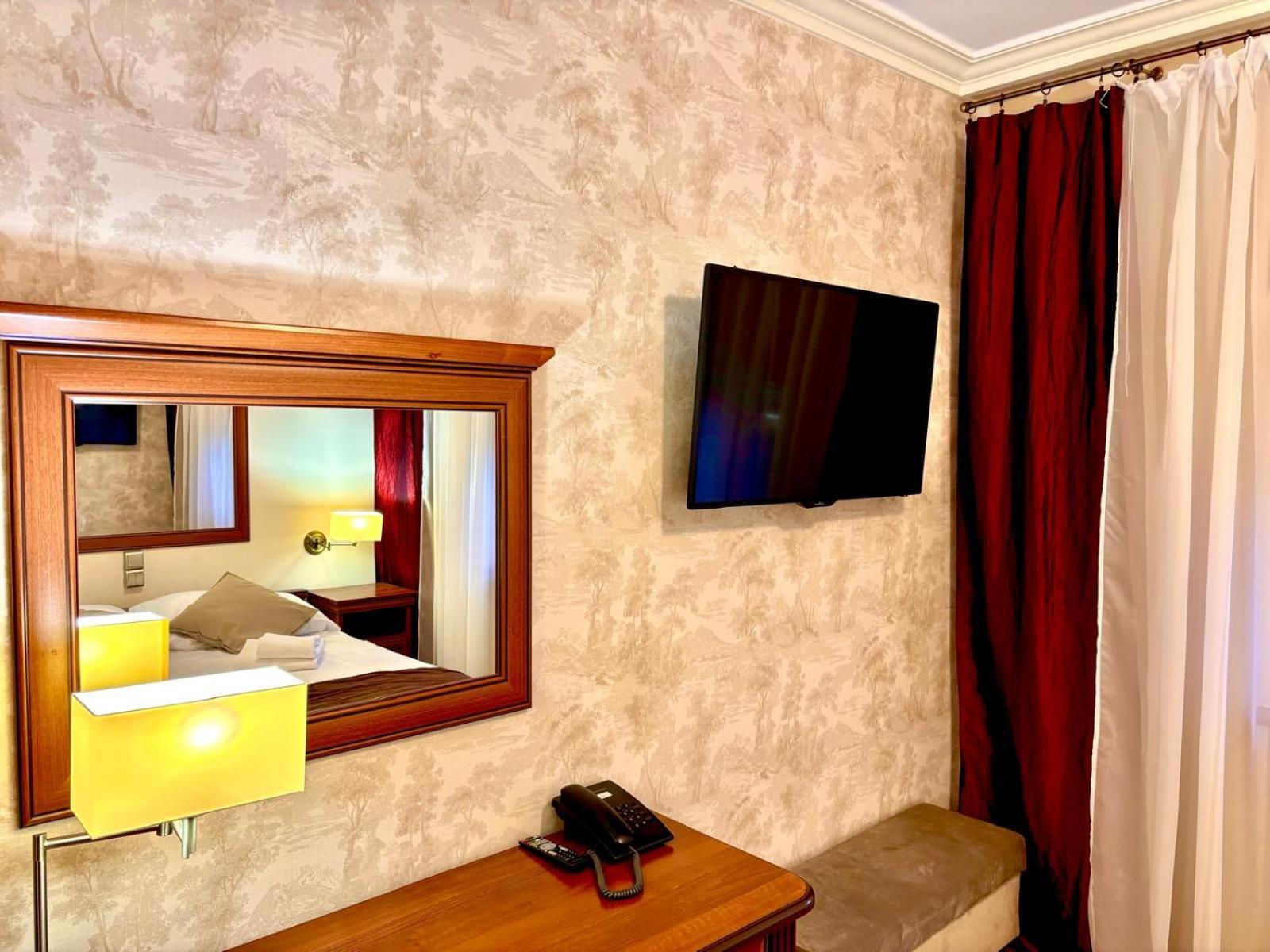 Cumulus Hotel Bedzin Luaran gambar