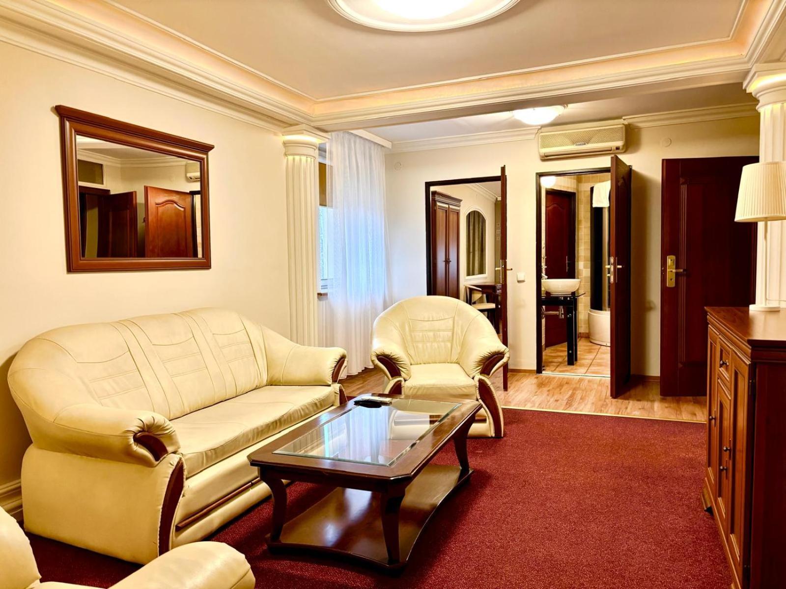 Cumulus Hotel Bedzin Luaran gambar